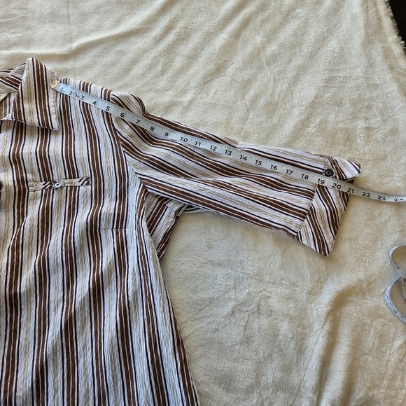 ‼️3/$30‼️ BUTTON DOWN BLOUSE MULTI BROWN COLORS STRIPED 16P - Picture 8 of 10